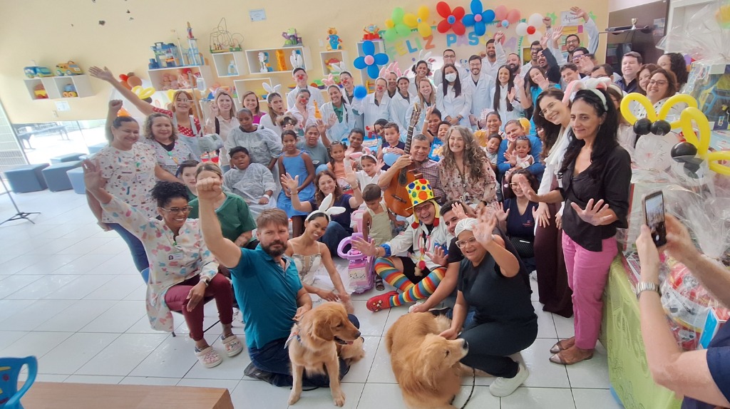 Hospital da UFMT promove Páscoa com acolhimento